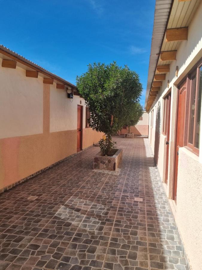 Hostal Casa Flores Сан-Педро-де-Атакама Экстерьер фото