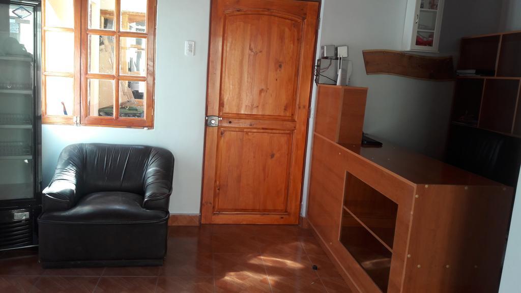 Hostal Casa Flores Сан-Педро-де-Атакама Экстерьер фото